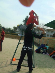 この後姿やばすぎやろ！